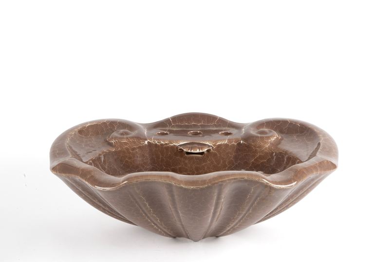 Antonia Campi - Lavandino della serie Conchiglie in ceramica