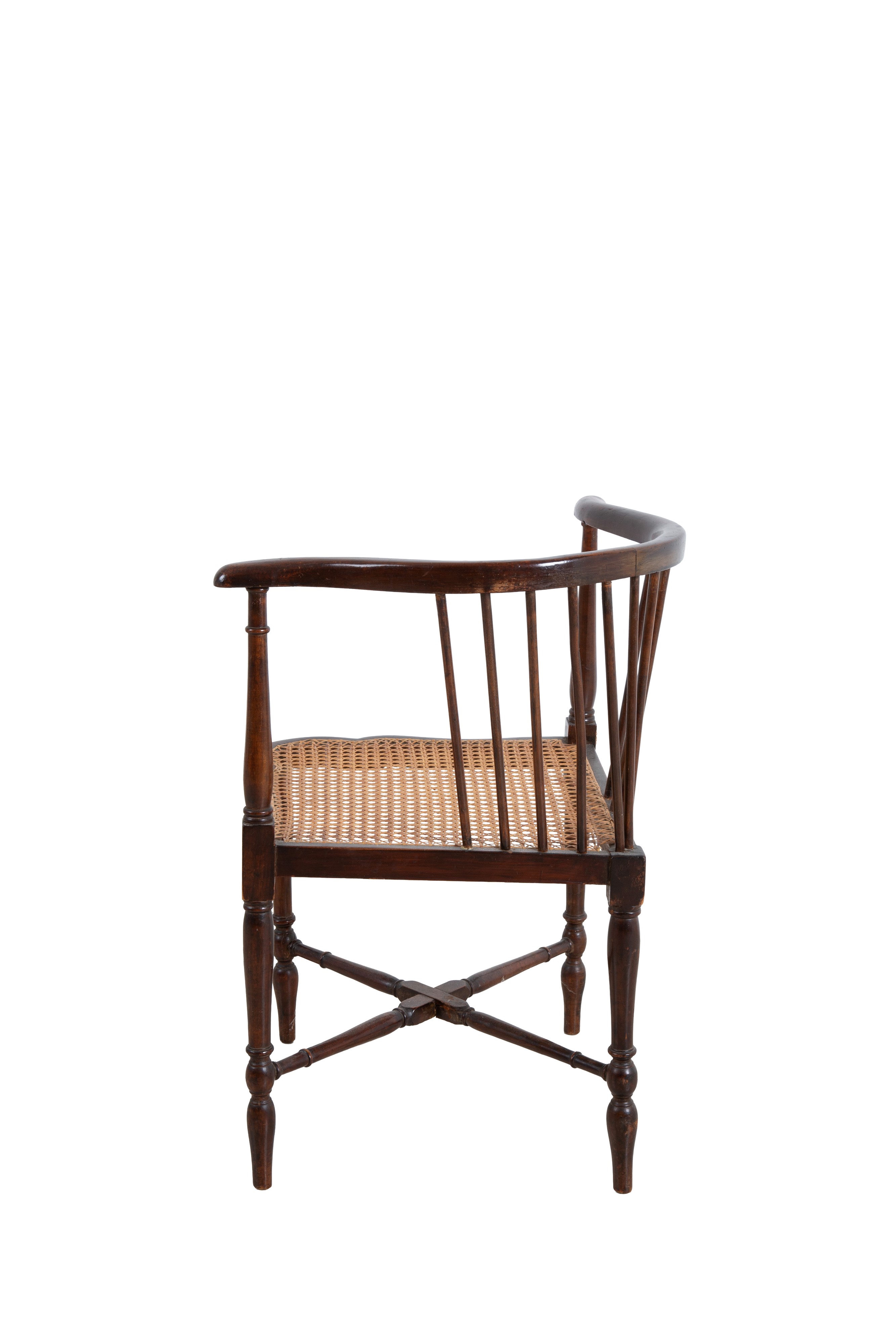 Adolf Loos - Poltroncina angolare in legno con seduta in paglia di Vienna